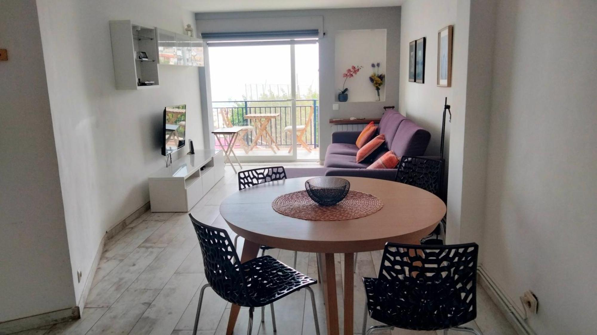 Beachfront Apartment With Private Parking Sant Pol De Mar Ngoại thất bức ảnh